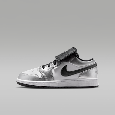 t*i様 【新品未使用】NIKE AIR JORDAN 1 LOW SE 26. AIR+JORDAN+1+LOW+SE+BG.png